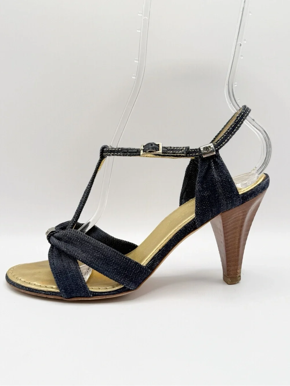 CHANEL Y2K Denim T-Strap  Sandals Heels CC Logo Blue Denim Wood Heel authentic